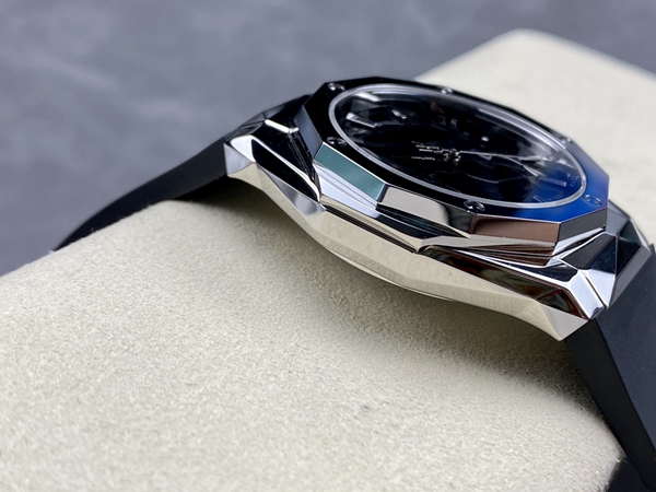 ウブロコピー時計内部構造